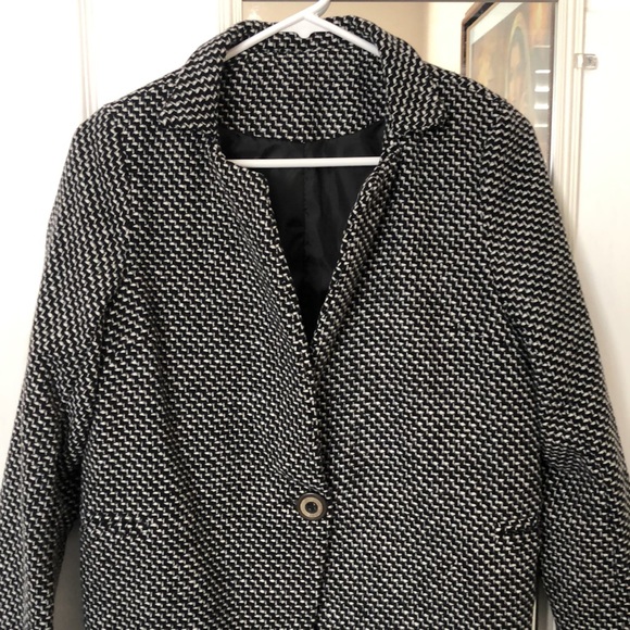 Coat - Picture 4 of 7